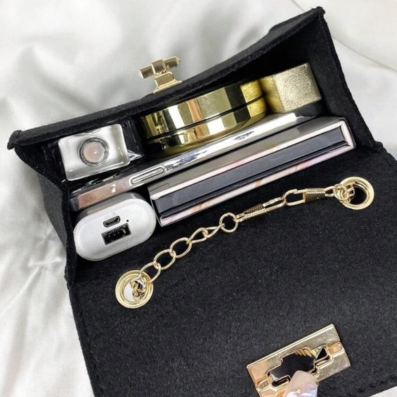 Mini Square Bag Twist Lock Chain Strap Felt - Picture 6 of 6